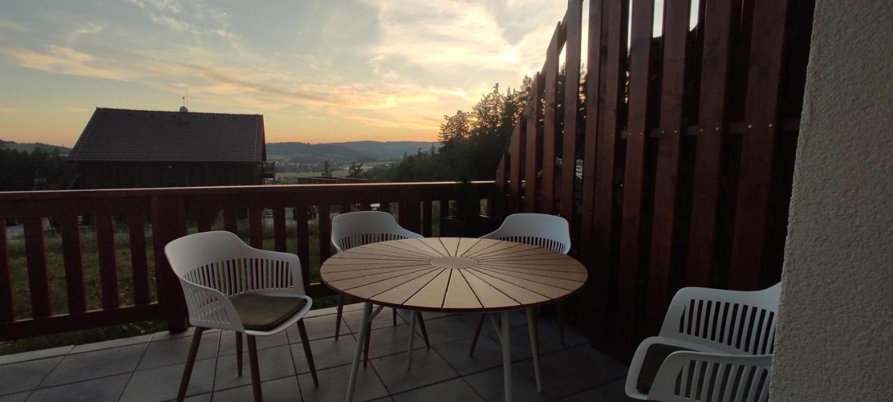 Apartman Felix Vaclavov u Bruntalu ภายนอก รูปภาพ