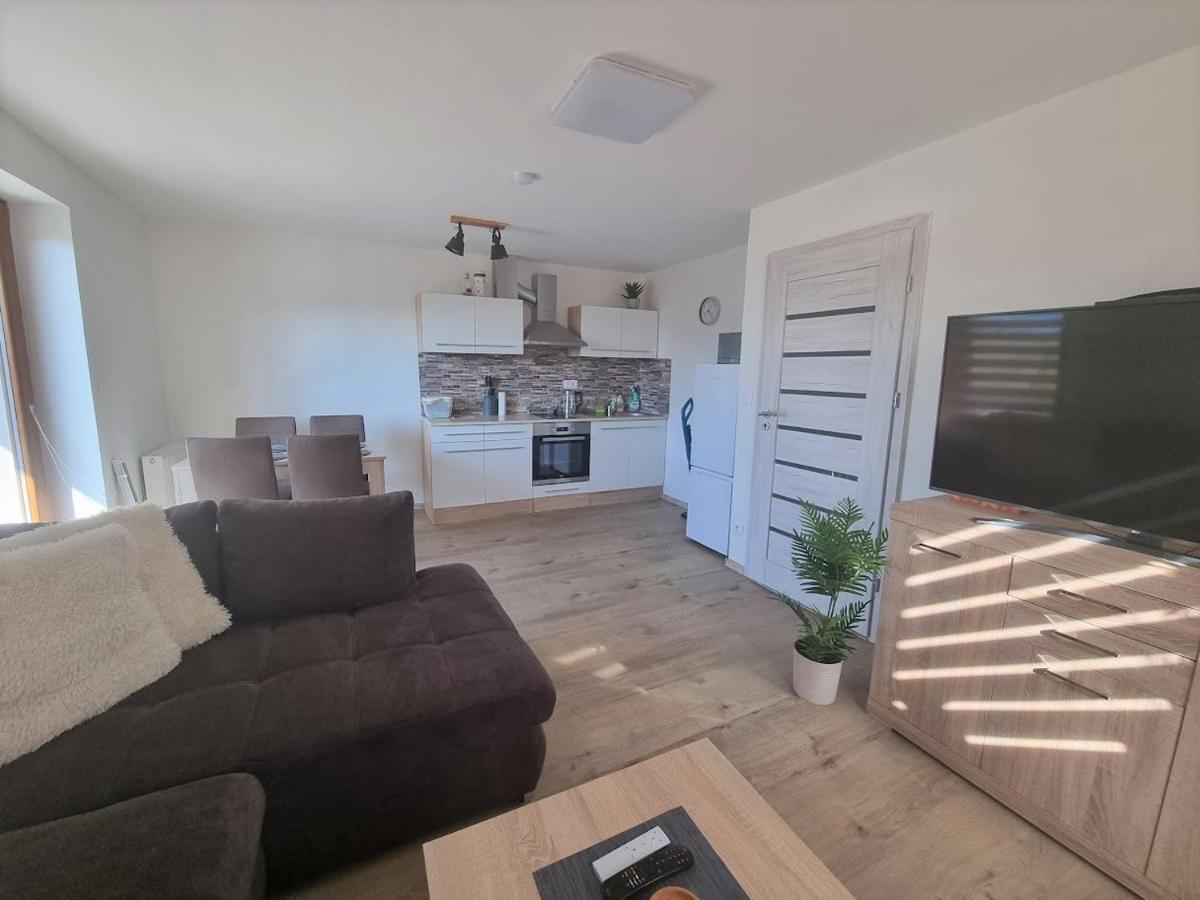 Apartman Felix Vaclavov u Bruntalu ภายนอก รูปภาพ