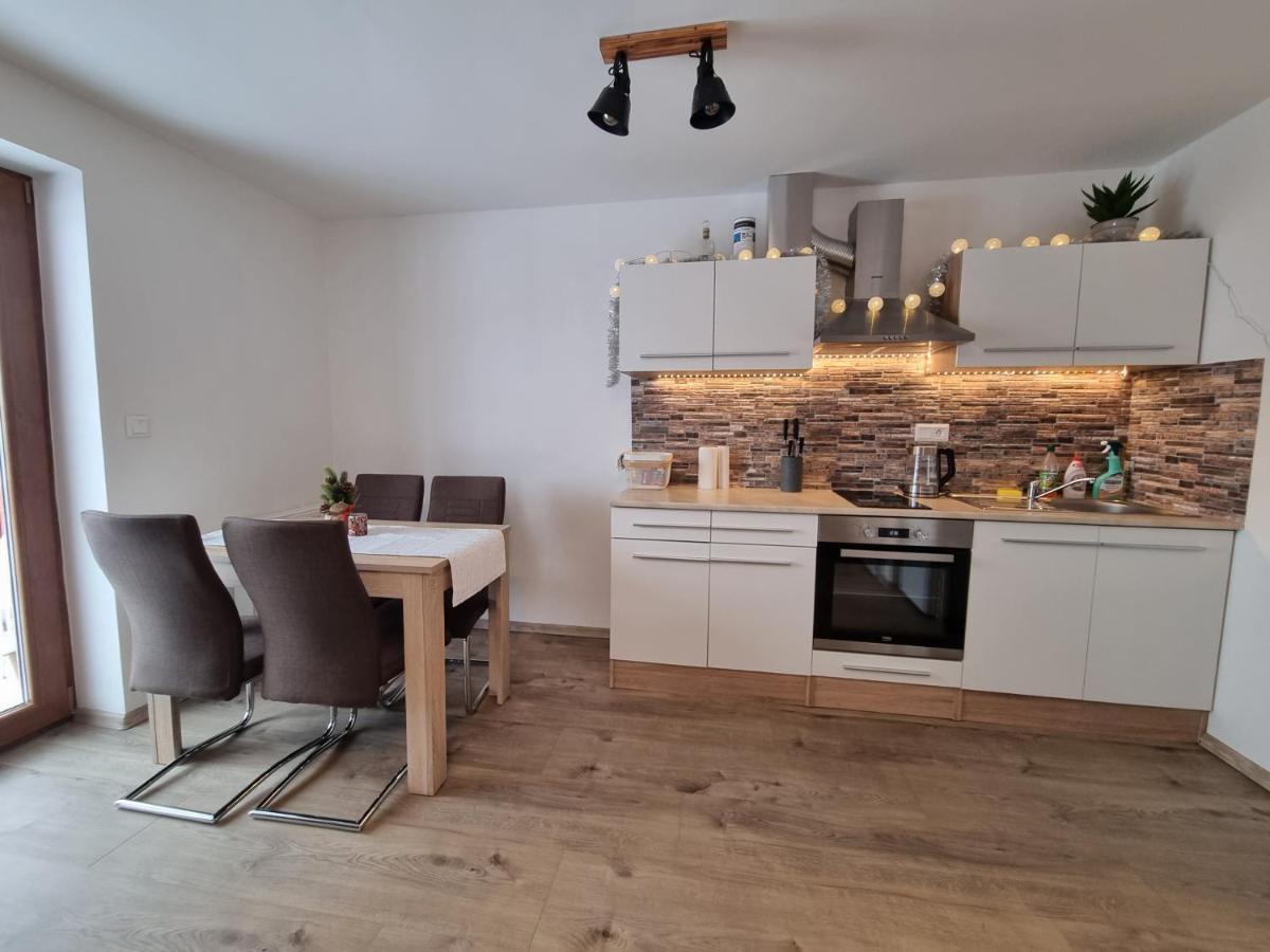 Apartman Felix Vaclavov u Bruntalu ภายนอก รูปภาพ