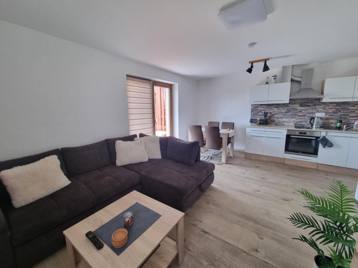 Apartman Felix Vaclavov u Bruntalu ภายนอก รูปภาพ