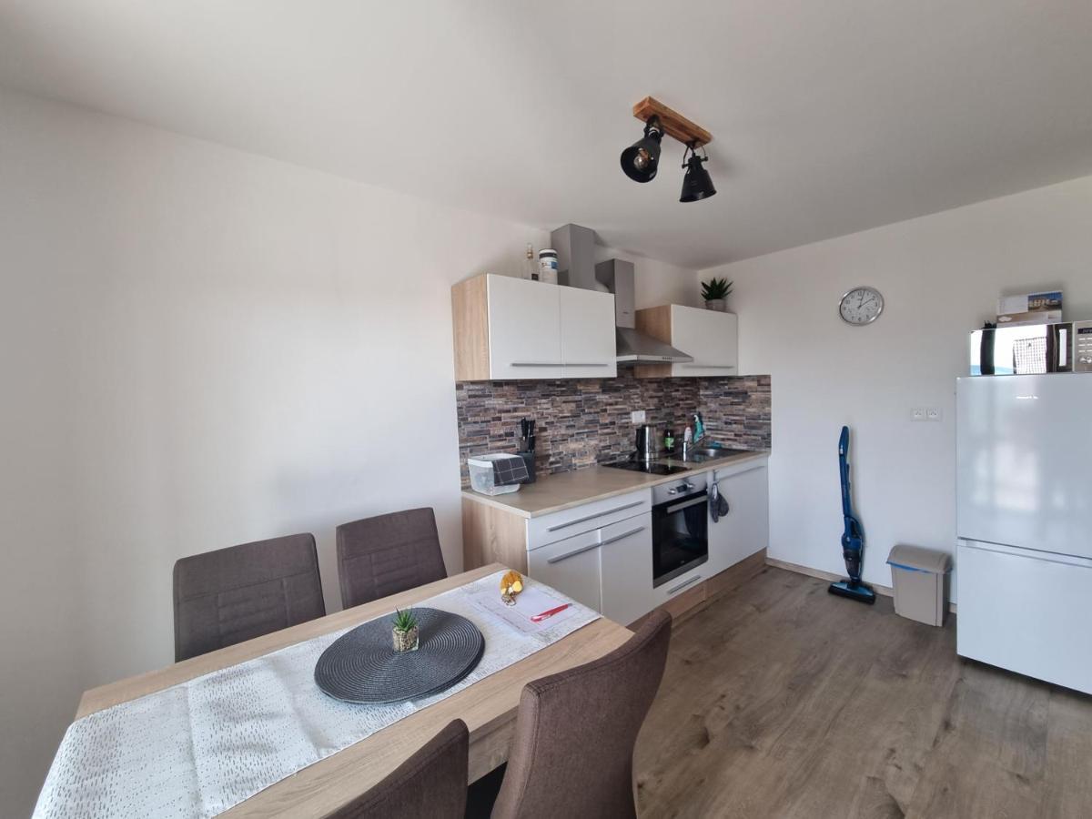 Apartman Felix Vaclavov u Bruntalu ภายนอก รูปภาพ